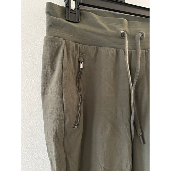 Athleta Womens Trekkie North Jogger High Rise Size 4 Mountain Olive Activewear - Picture 2 of 5